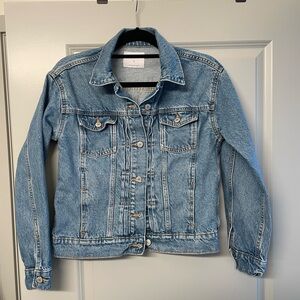 Old Navy Women’s Blue Denim Jacket